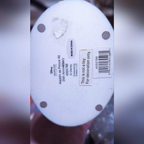 RARE Enesco Disney Showcase Collection Couture de Force Aladdin as Prince Ali - Picture 5 of 6